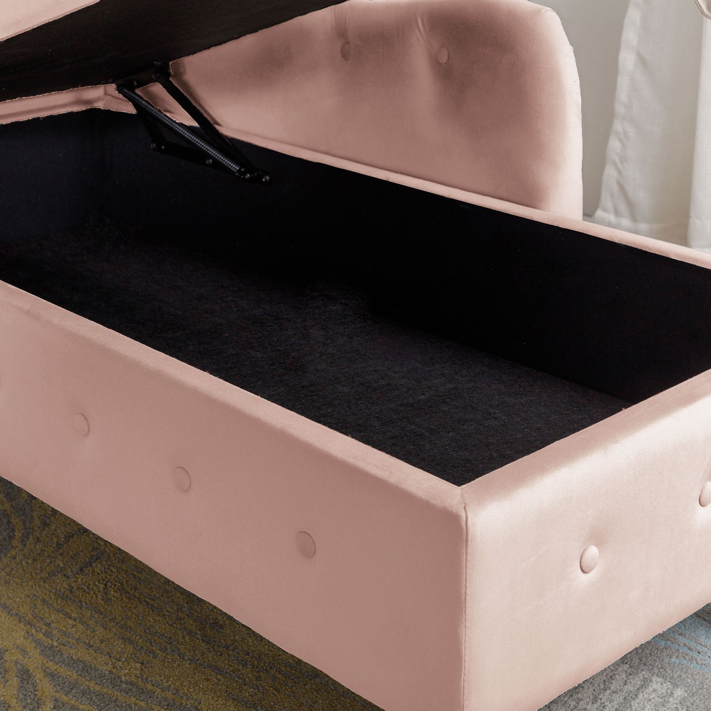 Pink Chaise Lounge Indoor - detail view 8