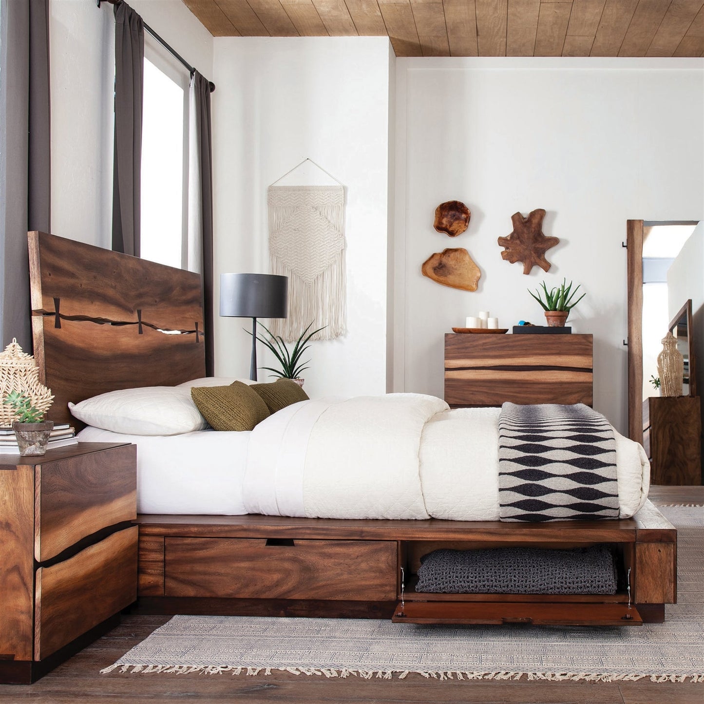 Winslow Live Edge Queen Storage Bedroom Set in Smokey Walnut