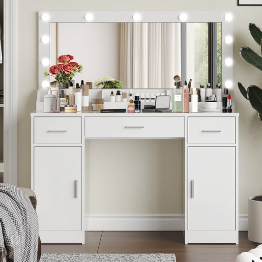 Freya Contemporary Bedroom Vanity, White