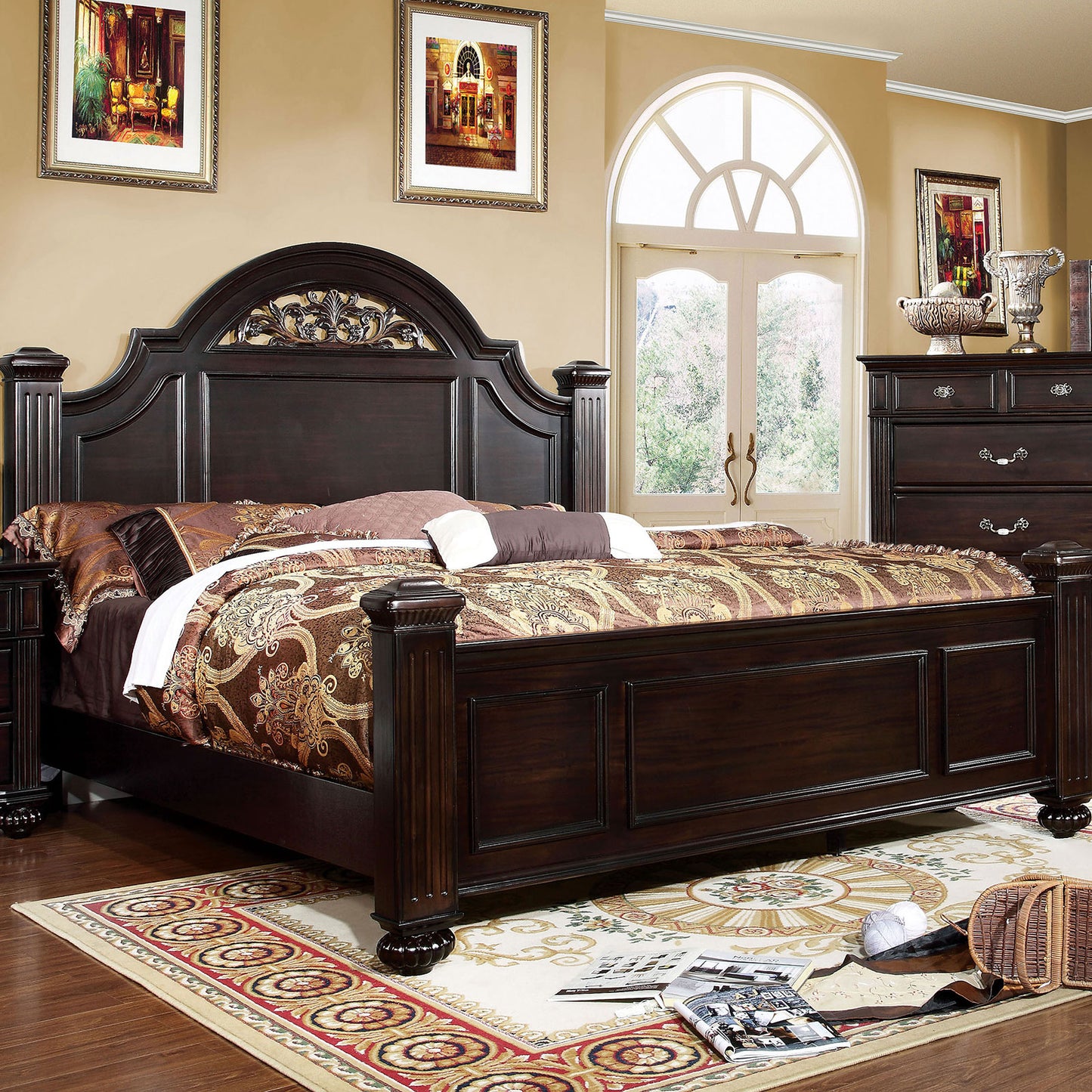 Syracuse Dark Walnut Finish Queen Poster Bed