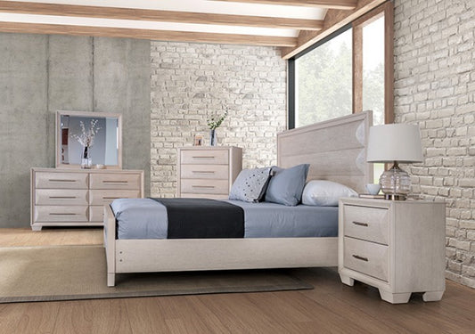 Hinwitz Bedroom Chest, White