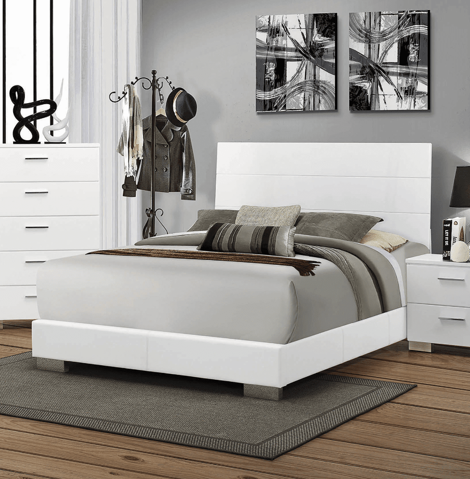 Roxbury Modern High Gloss White Queen Panel Bed