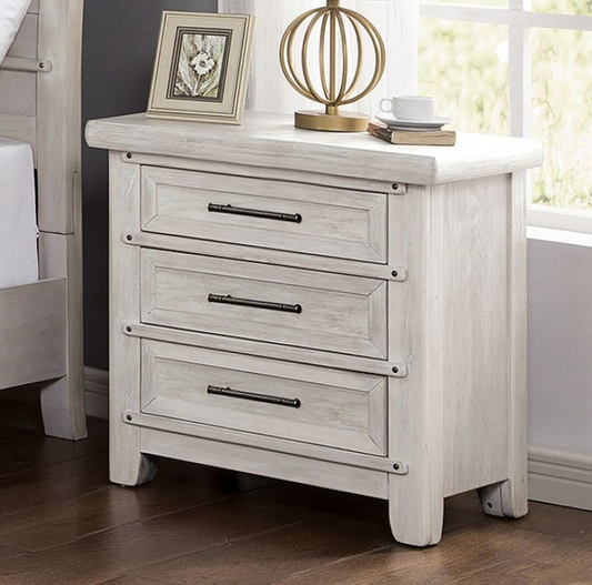 Shawnette Transitional 3-Drawer Nightstand - Antique White