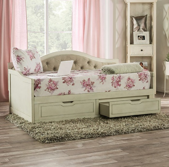 Daybed with hot sale extendable trundle