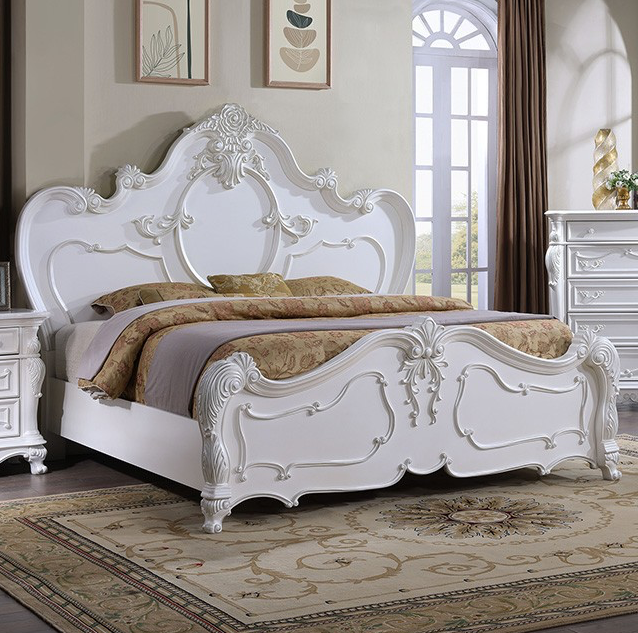 Roselli Traditional Solid Wood Bedroom Set with Carved Details
