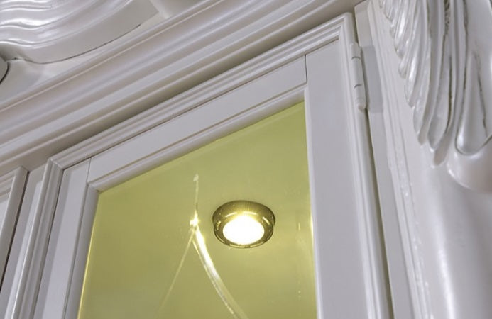 Manzanita Traditional Hutch & Buffet - White