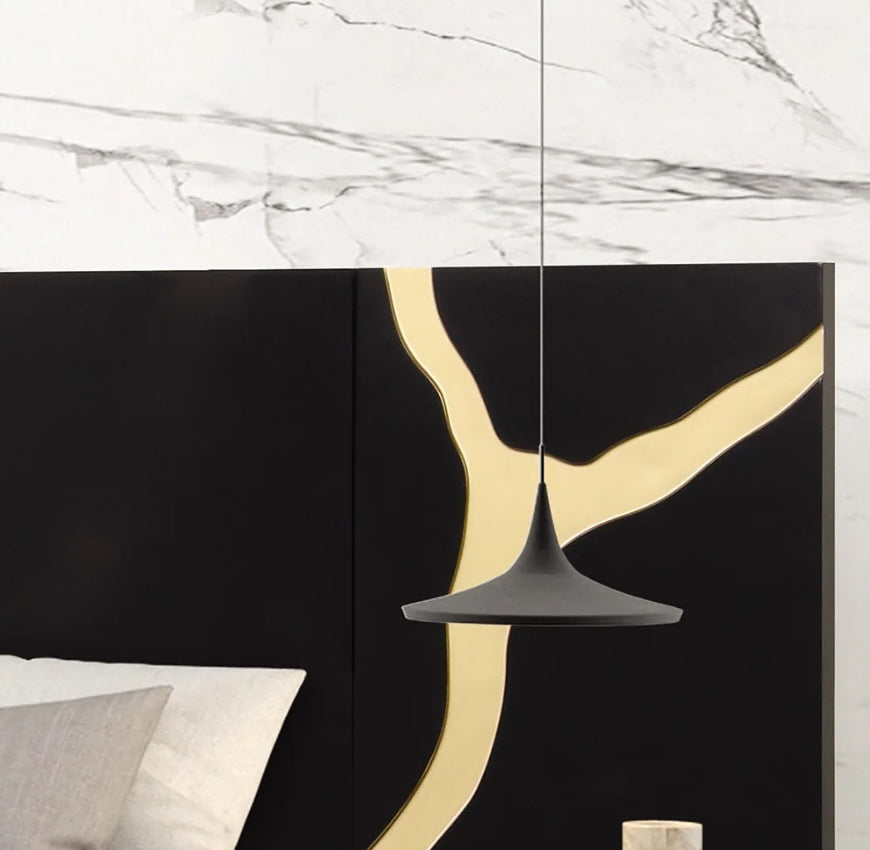 Goldsberg Contemporary Bedroom Collection, Black & Gold