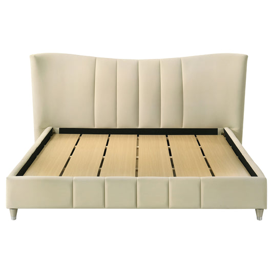 Evelyn Ivory Velvet Platform Bed – Eastern King