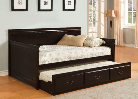 Sahara Cappuccino Finish Twin Daybed With Trundle