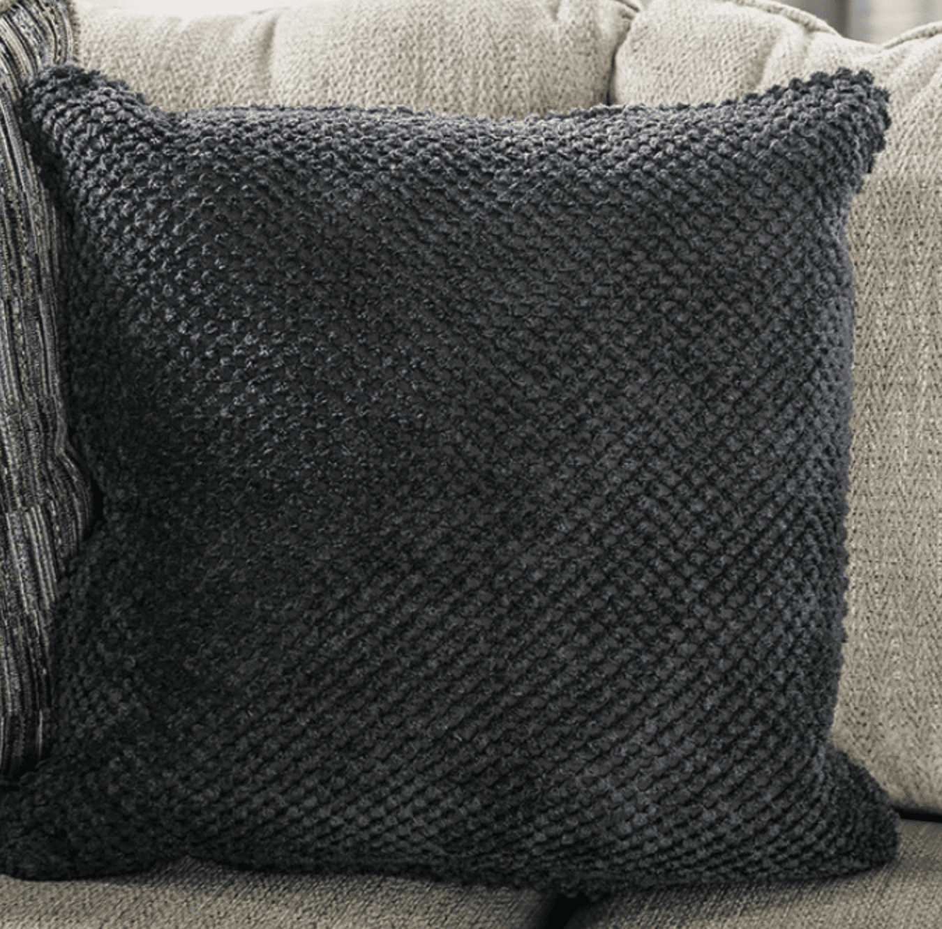 Salisbury Traditional Cream Chenille Sofa