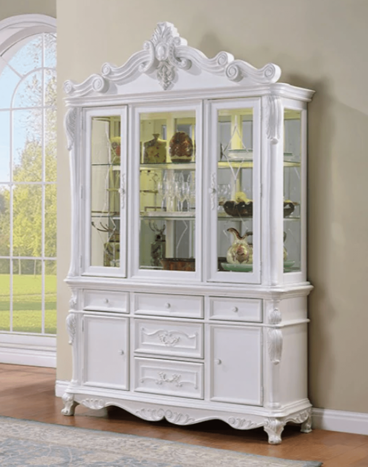 Traditional Dining - Hutch & Buffet