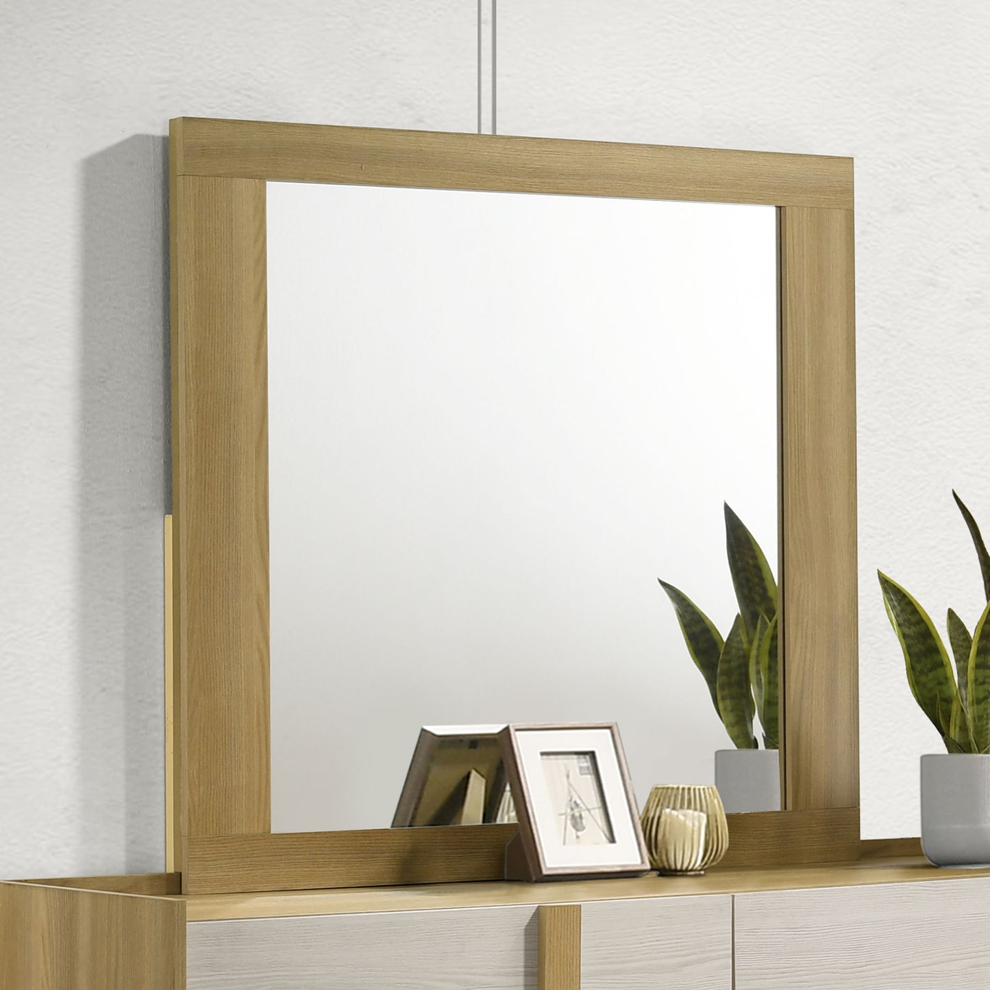 Hyland Dresser Mirror – Natural Two-Tone Finish