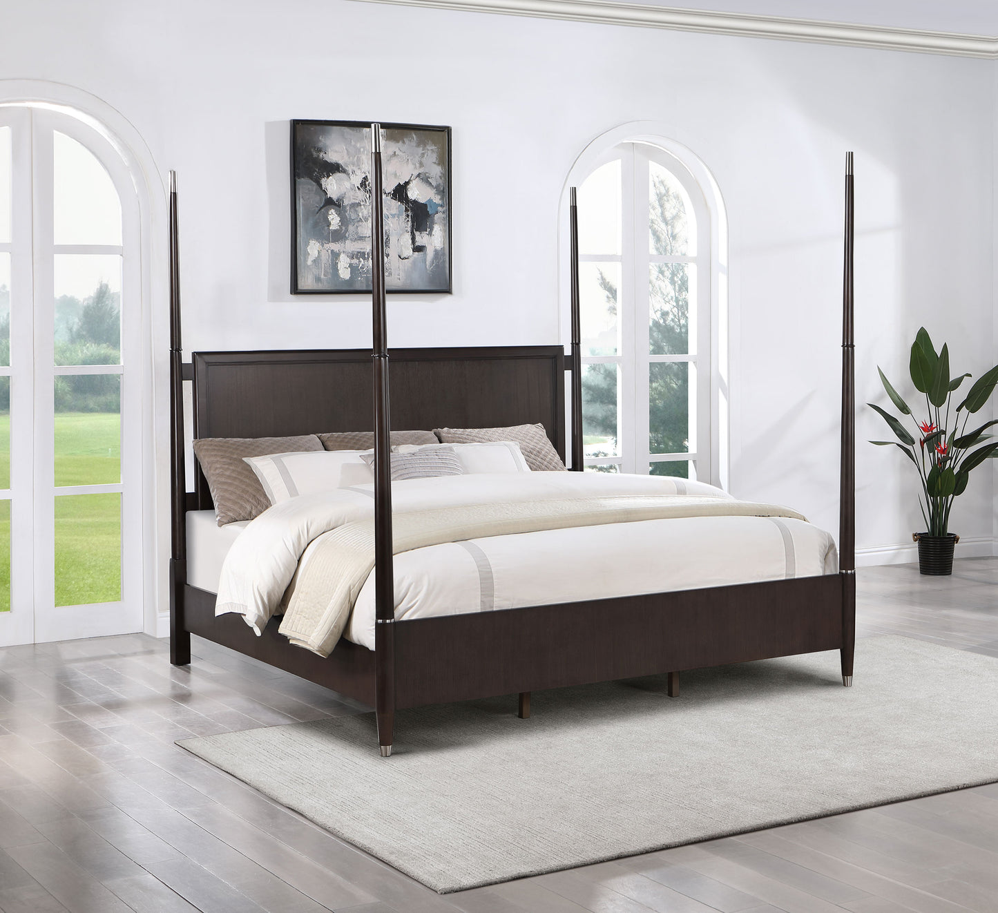 Emberlyn Wood Queen Poster Bed – Brown