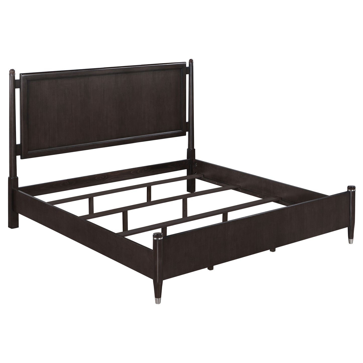 Emberlyn Wood Queen Poster Bed – Brown