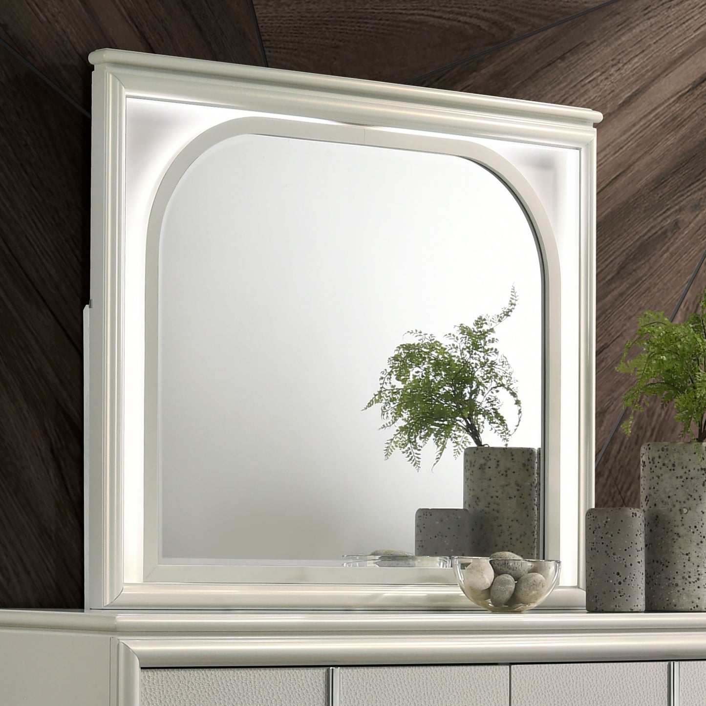 Olivia LED Dresser Mirror – Pearl White