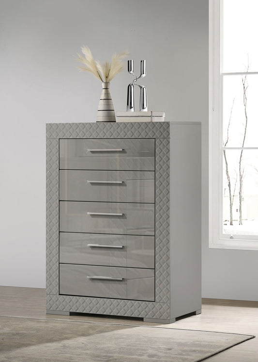 Ives 5-Drawer Chest in Gray High Gloss
