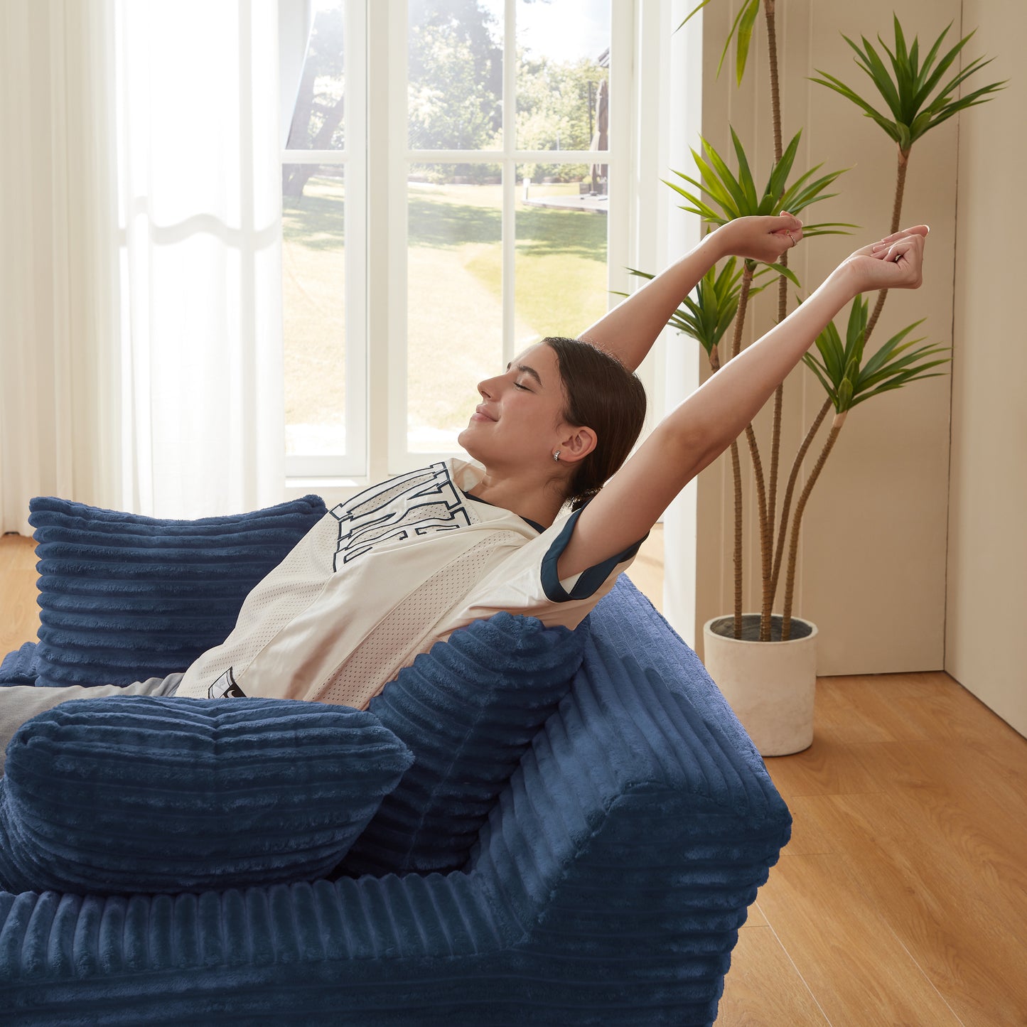 Oversized Chaise Lounge Chair Indoor - Blue - detail view 4