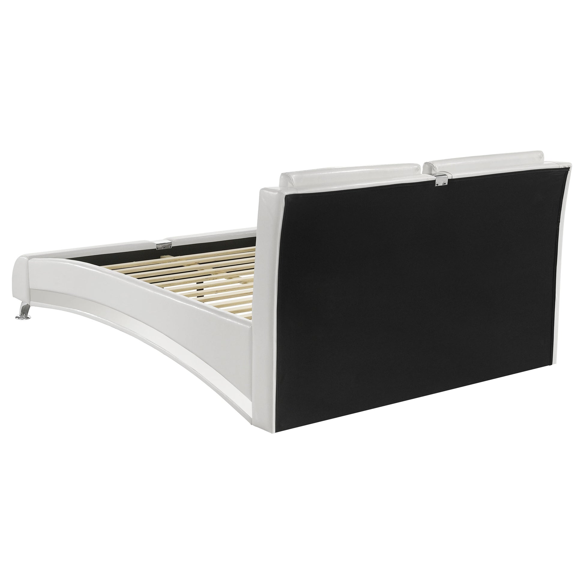 Jeremaine Upholstered California King Sleigh Bed – White