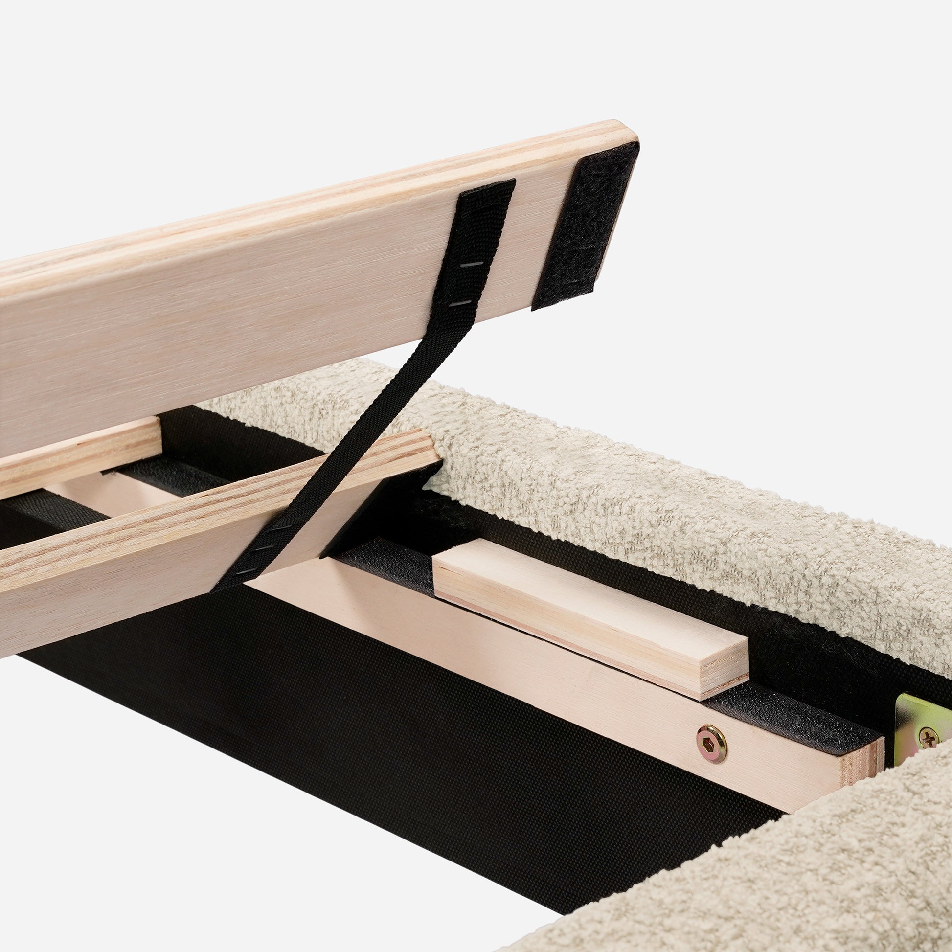 Kenji Vireo Upholstered Platform Bed - Pearl White - Queen