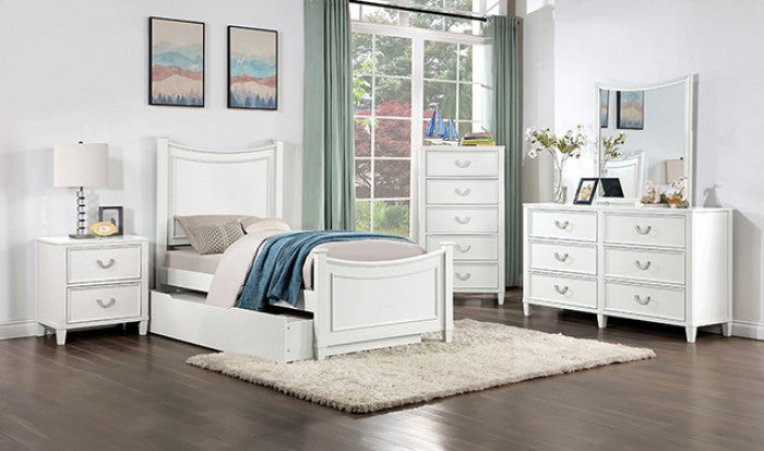 Lycoris Full Size 4 Pc Bedroom Set - White