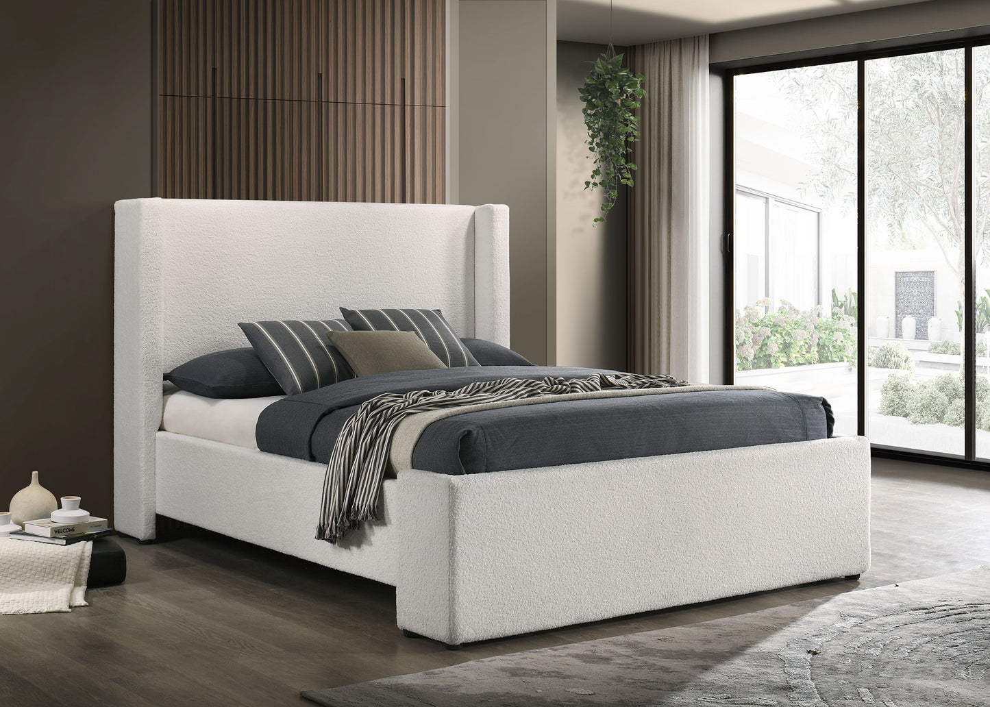 Alamosa Modern White Boucle Wingback Queen Platform Bed
