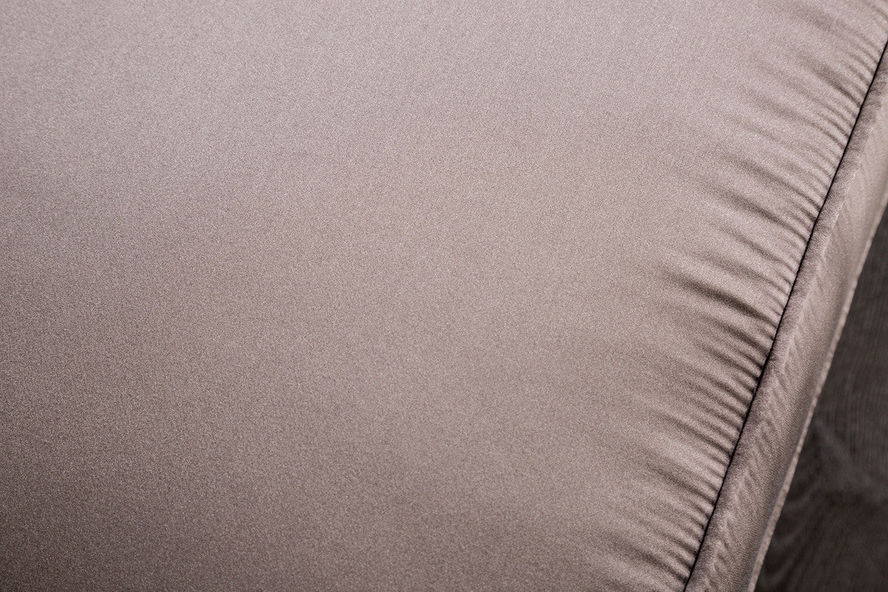 Albacete Collection Traditional Arm Chair, Champagne/Purple