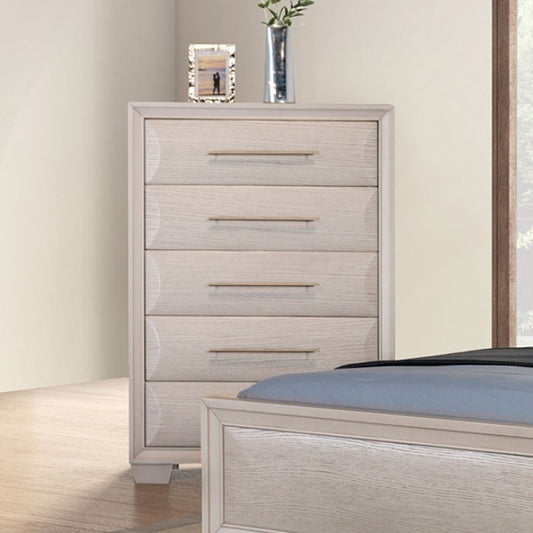 Hinwitz Bedroom Chest, White
