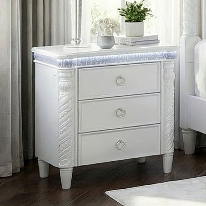 Swindon 4-Piece Queen Bedroom Set - Pearl White