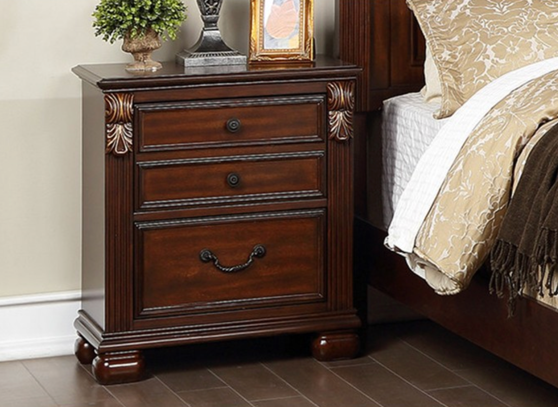 Midland Traditional 3-Drawer Nightstand - Brown