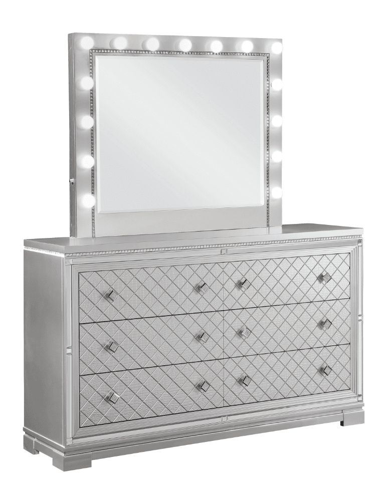Eleanor Queen Size Glam Bedroom Set - Silver