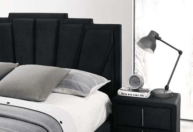 Florizel Channel Tufted Velvet Queen Bed with Gold Feet - Black