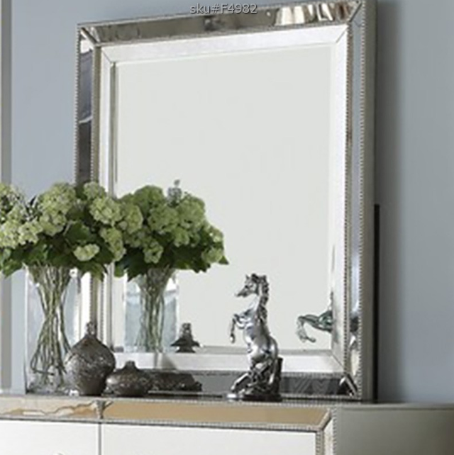 Dali Queen Storage Bedroom Set - Silver & Mirror