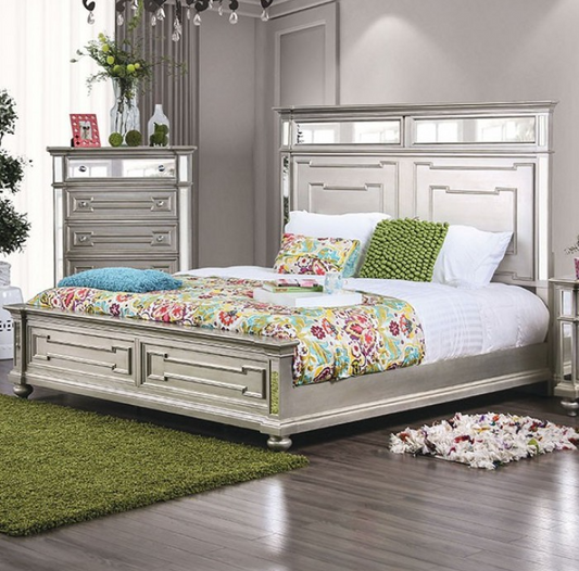 Salamanca Glam Bed with Mirrored Accents - Queen