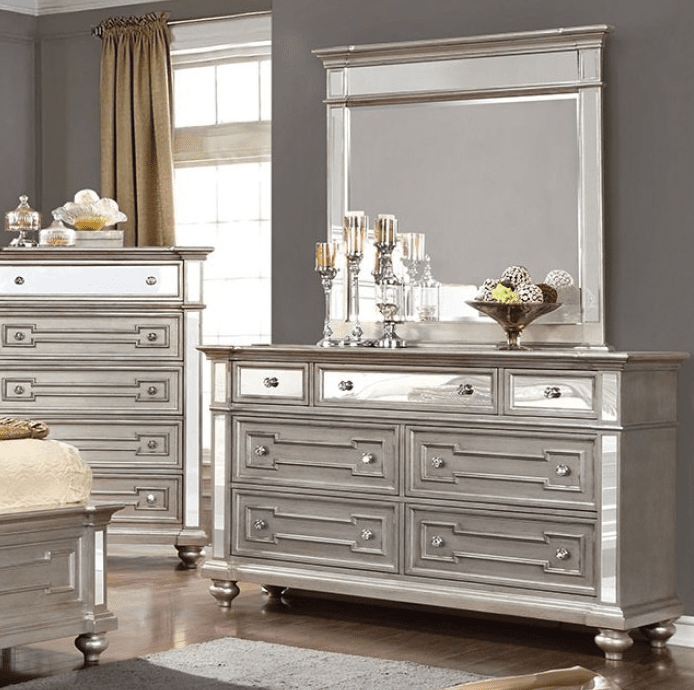 Salamanca Glam Bed with Mirrored Accents - King
