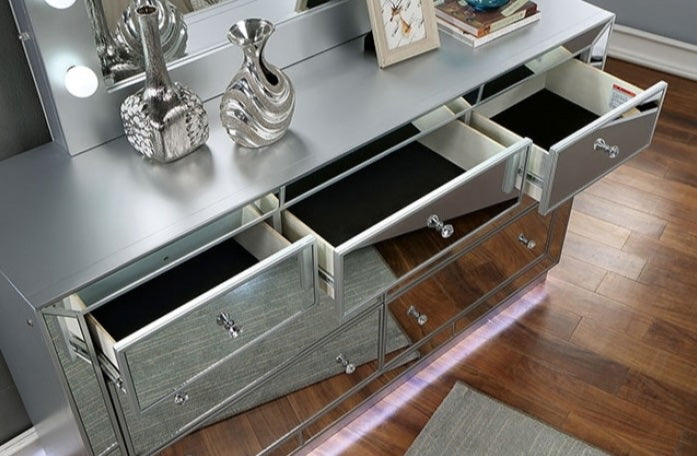 Belladonna 6-Drawer Mirrored Dresser w/ Crystal Knobs & LED Lights