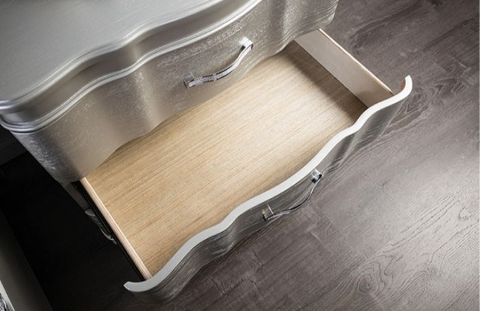 Melodi Parc Glam Bedroom Set w/ Turned Feet - Silver