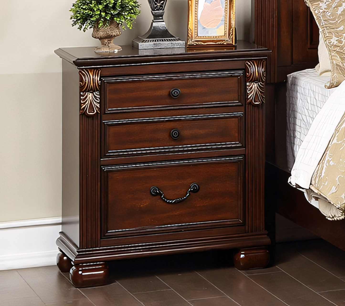 Midland Traditional 3-Drawer Nightstand - Brown