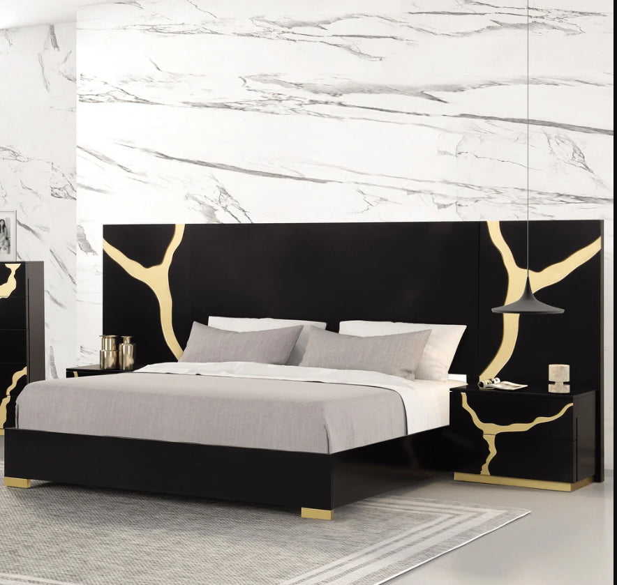 Goldsberg Contemporary Bedroom Collection, Black & Gold