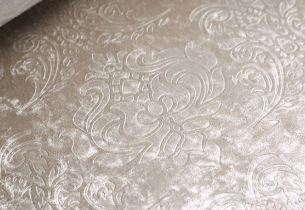 Acapulco Traditional Arm Chair in Off-White & Black with Wing Back Design