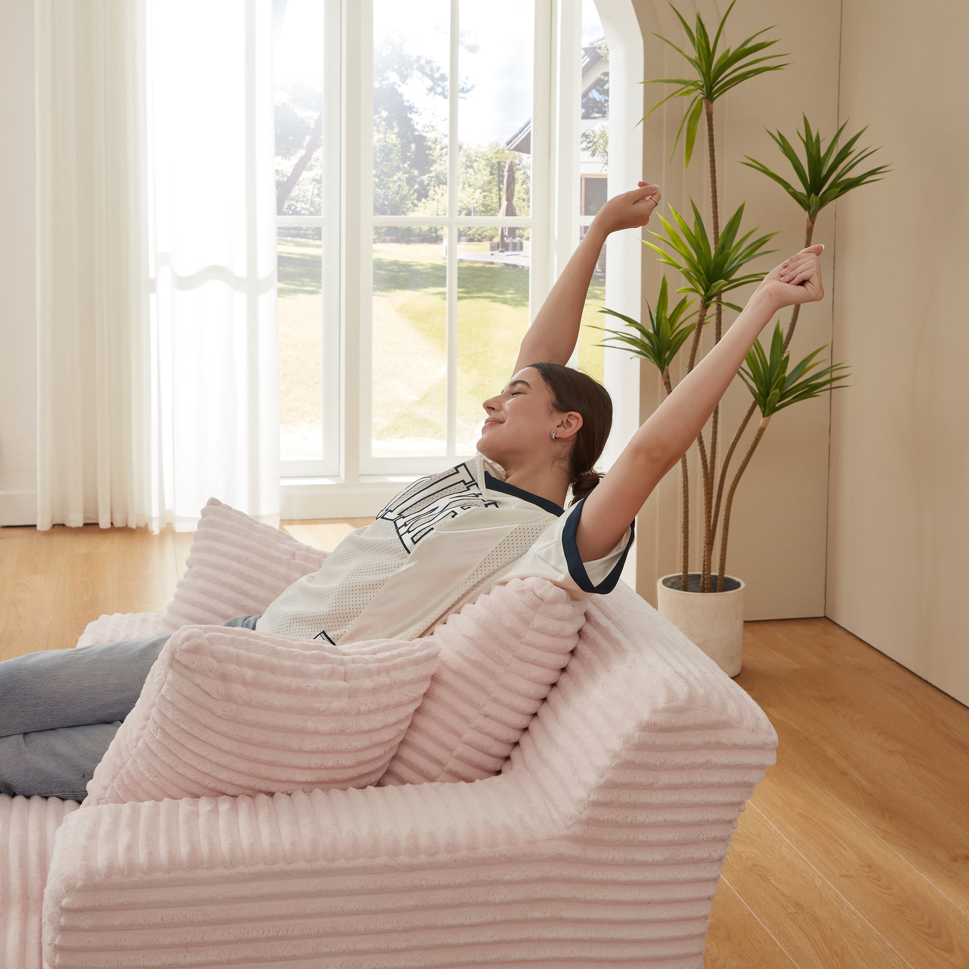 Oversized Chaise Lounge Chair Indoor - Pink - detail view 6