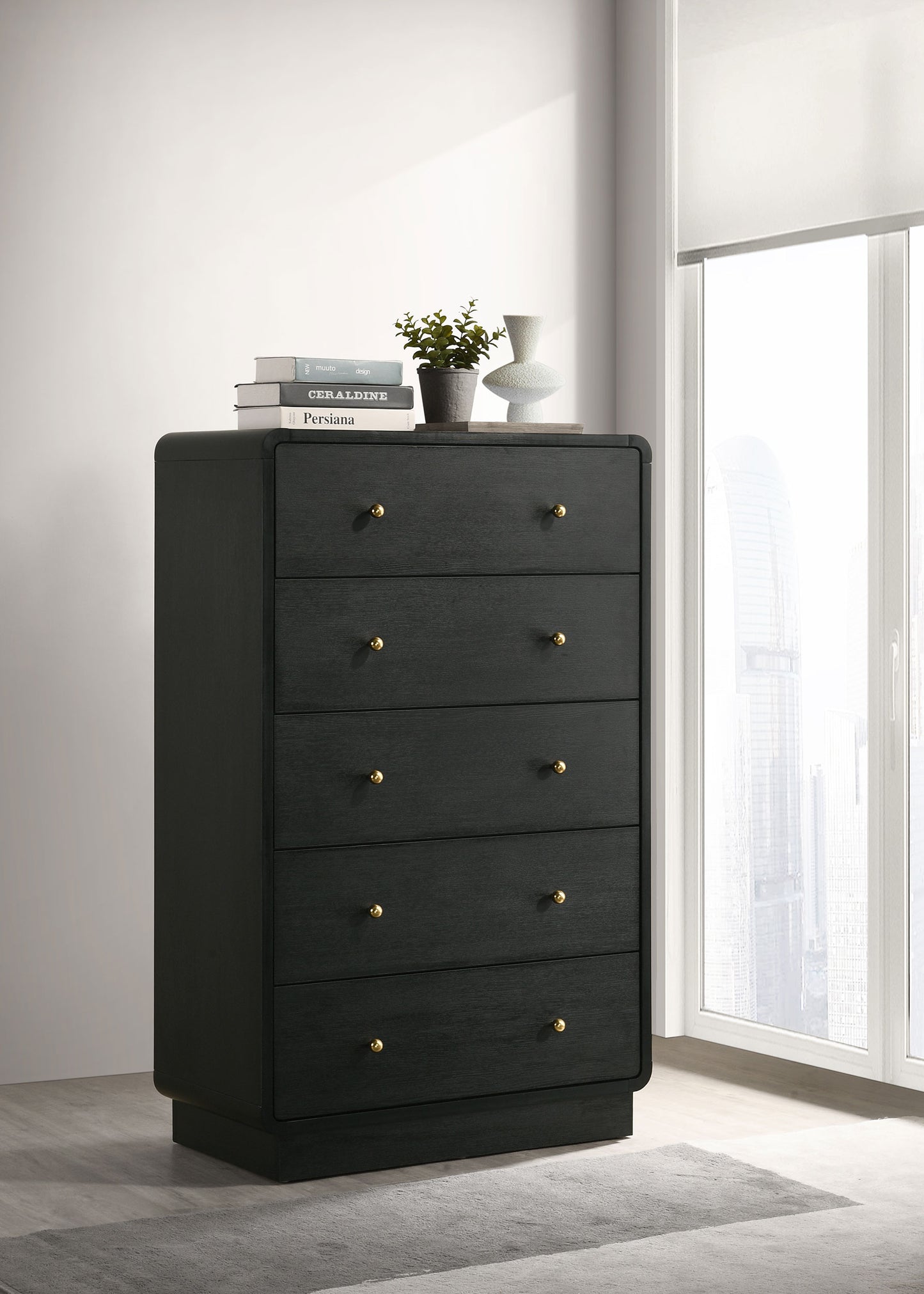 Cavelle 5-Drawer Chest, Black