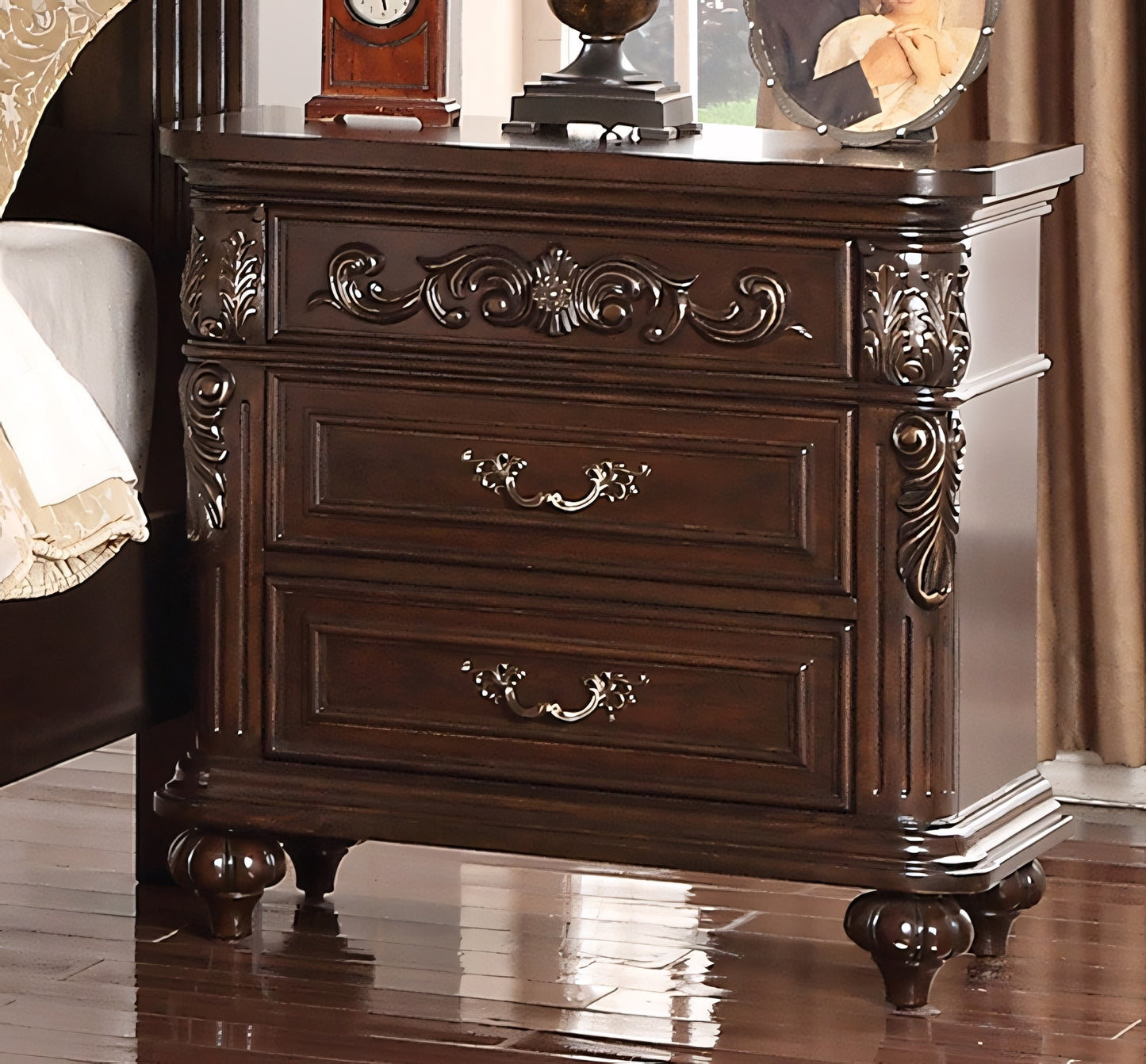 Terrell Traditional Queen Camelback Bed with Padded Headboard - Brown Cherry