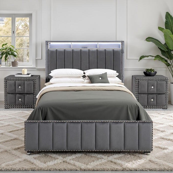 Farese Upholstered Queen Bedroom Set - Dark Gray