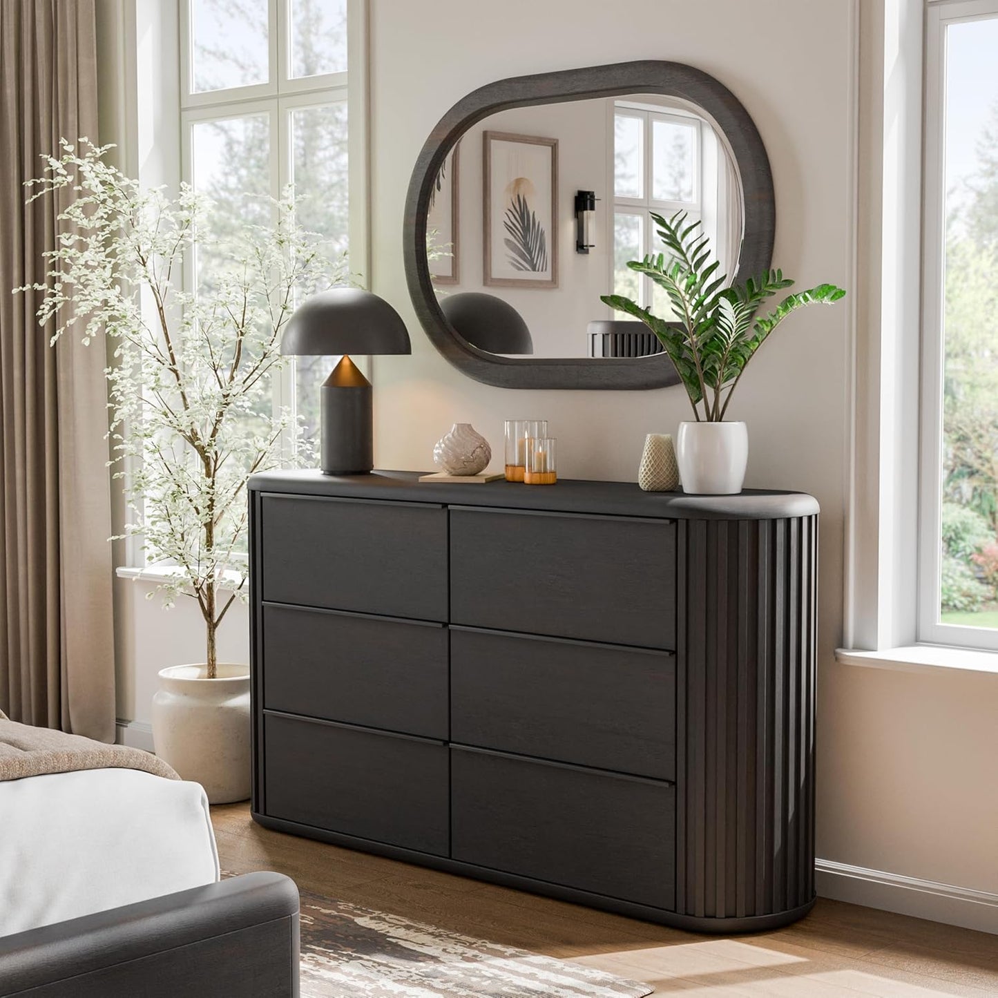 Hildesheim 4-Piece Modern Fluted King Bedroom Set