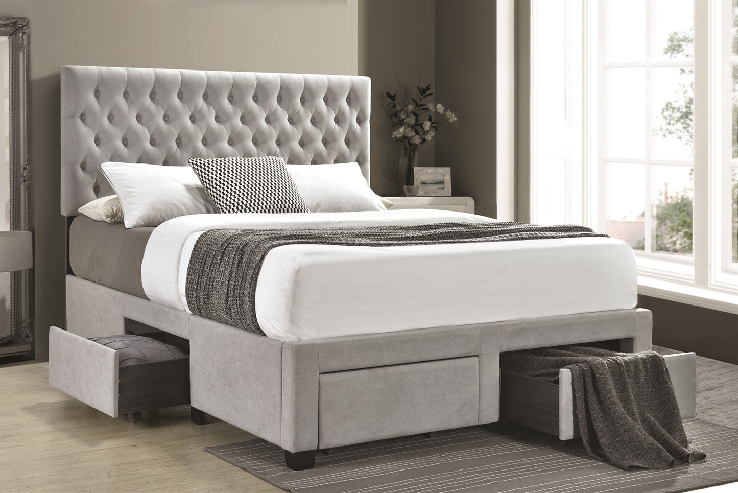 Lompoc Light Grey Upholstered Full Storage Bed