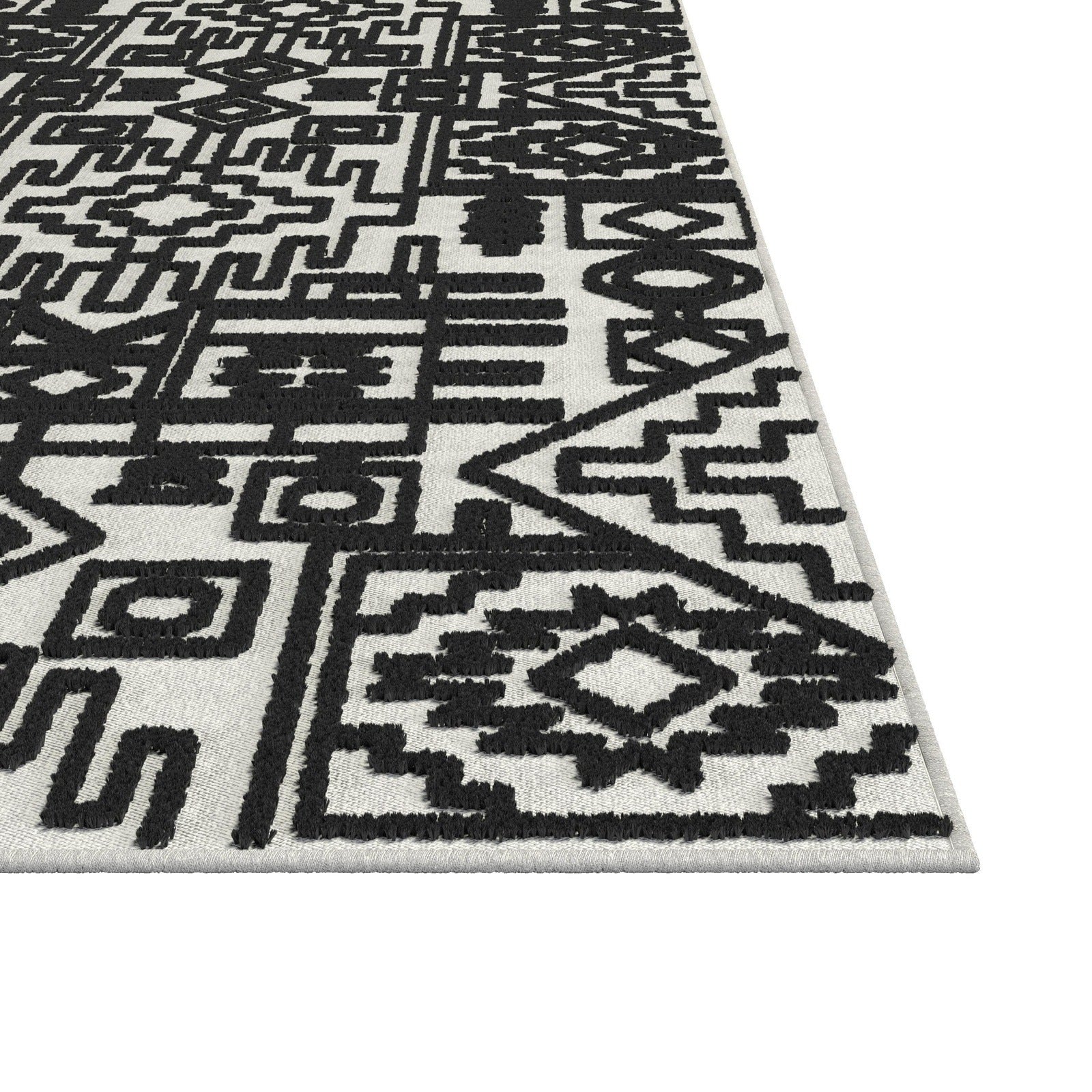 Mercana Ivory and Black Chenille High-Low Area Rug 5x8