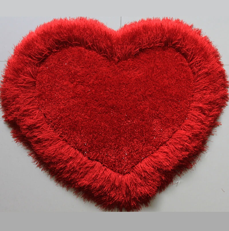 Heart Shape Hand Tufted 4-inch Thick Shag Area Rug 28-in x 32-in
