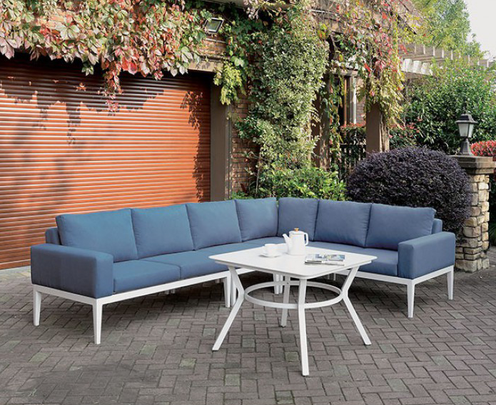 Sharon Transitional Blue & White Patio Sectional