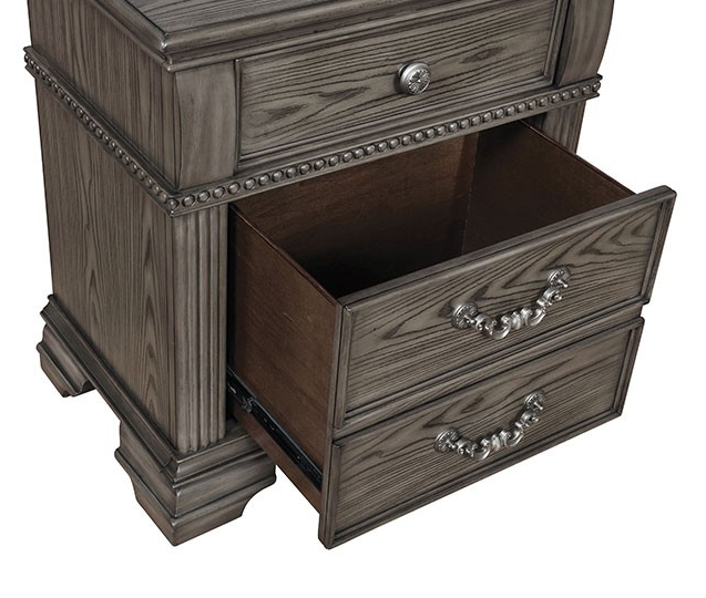 Pamphilos Traditional Bedroom Set in Gray - King